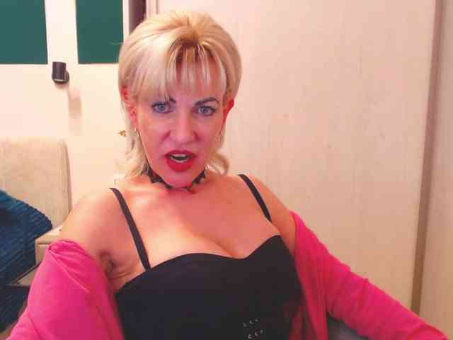 GabrielleShow webcam