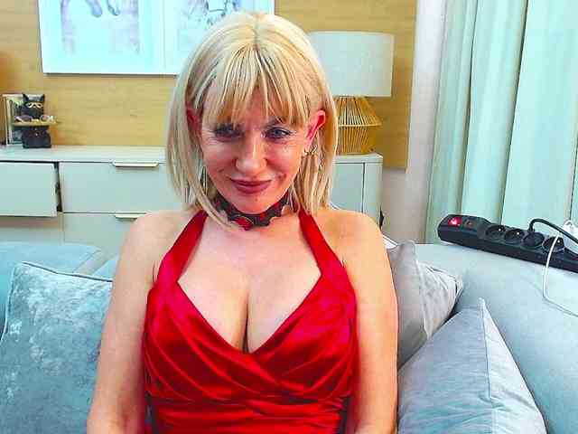 GabrielleShow webcam