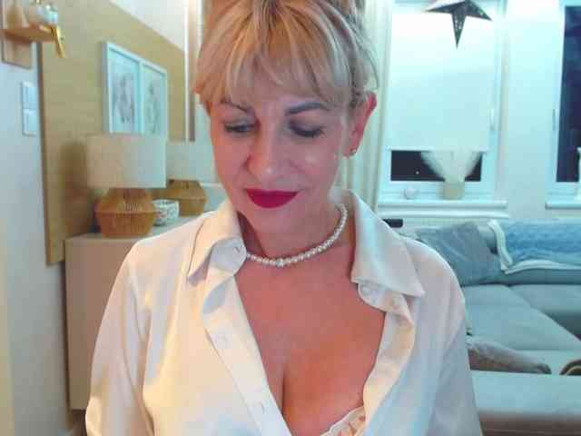 GabrielleShow GabrielleShow