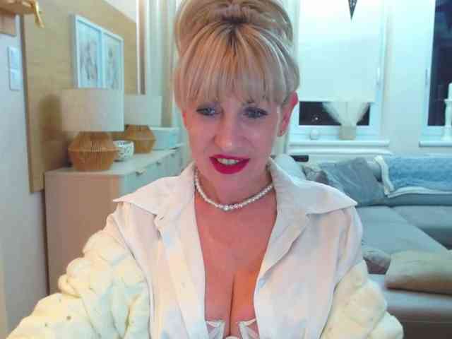 GabrielleShow GabrielleShow