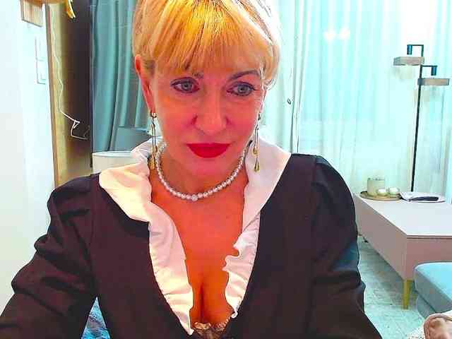 GabrielleShow webcam