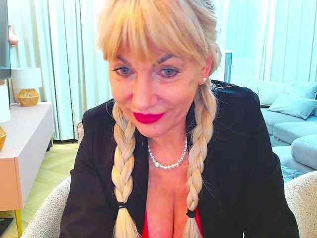 GabrielleShow webcam