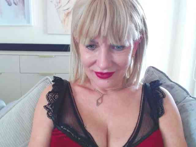 GabrielleShow webcam