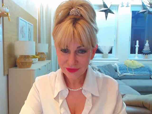 GabrielleShow GabrielleShow