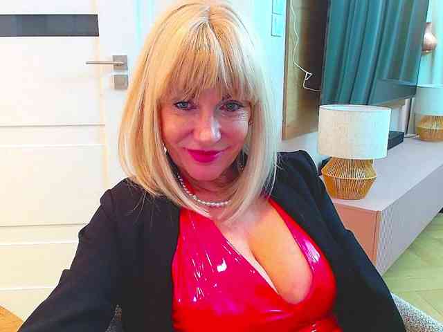 GabrielleShow webcam