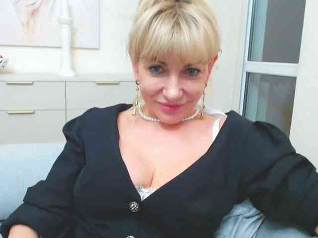 GabrielleShow webcam