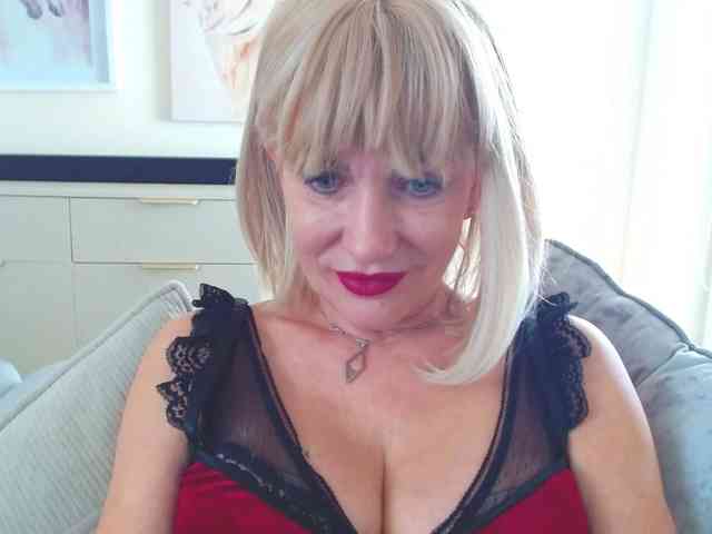 GabrielleShow webcam