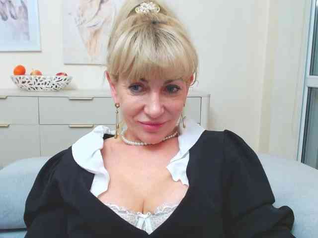 GabrielleShow webcam