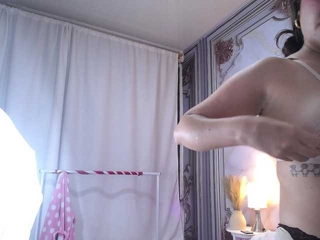 GagingZhara webcam bongacams model stream image