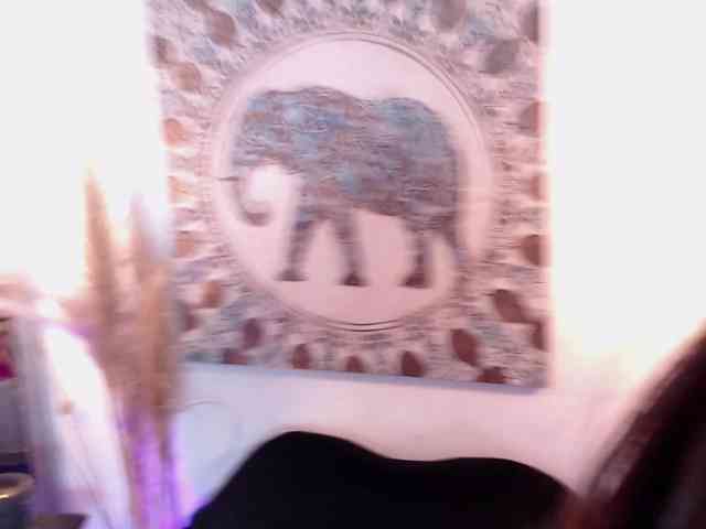 GagingZhara webcam