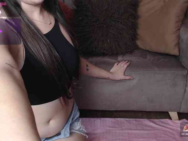 GagingZhara webcam