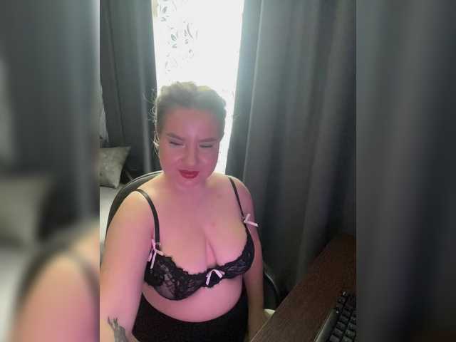 стрип с Kiki-03