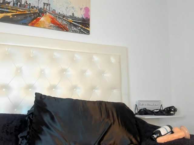 rouse-sexy-hotxx77's BongaCams show and profile