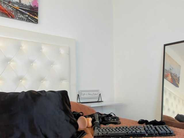 rouse-sexy-hotxx77's BongaCams show and profile