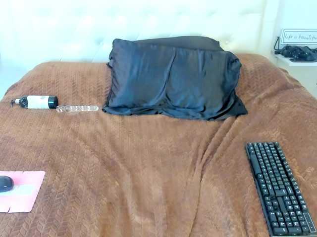 rouse-sexy-hotxx77's BongaCams show and profile