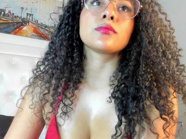 rouse-sexy-hotxx77 live cam profile