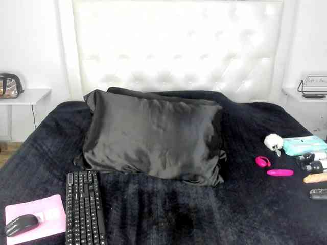 rouse-sexy-hotxx77 webcam