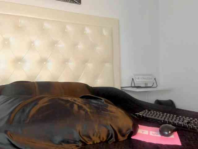 rouse-sexy-hotxx77 webcam