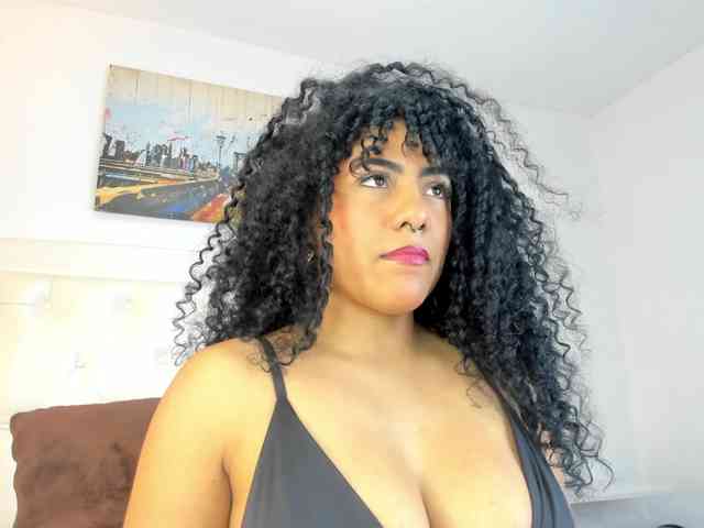 rouse-sexy-hotxx77 webcam