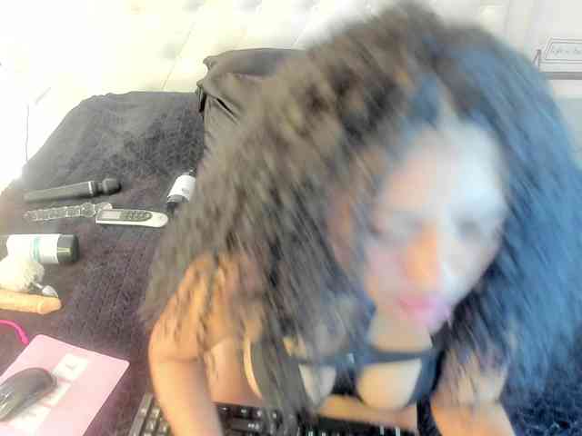 rouse-sexy-hotxx77 webcam