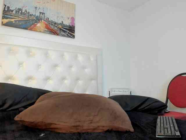 rouse-sexy-hotxx77 webcam