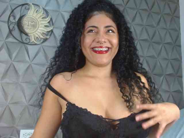rouse-sexy-hotxx77 webcam