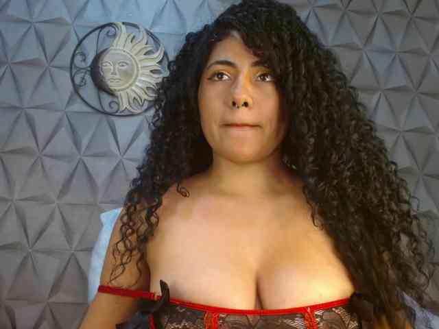 rouse-sexy-hotxx77 webcam