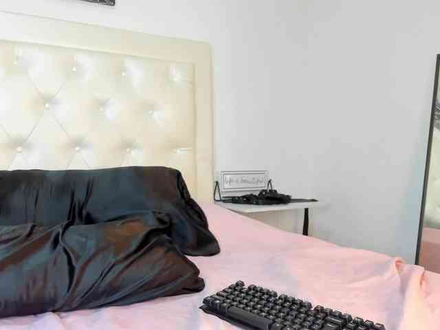 rouse-sexy-hotxx77 webcam