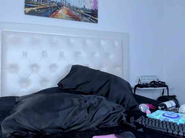 rouse-sexy-hotxx77 webcam