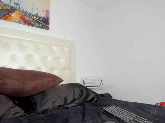 rouse-sexy-hotxx77 webcam