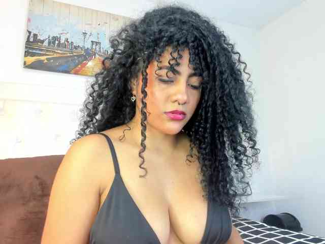 rouse-sexy-hotxx77 webcam