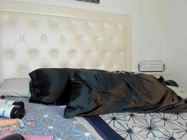 rouse-sexy-hotxx77 webcam