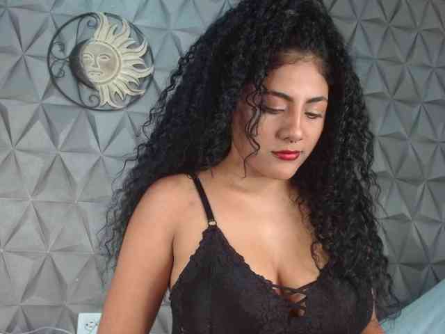 rouse-sexy-hotxx77 webcam