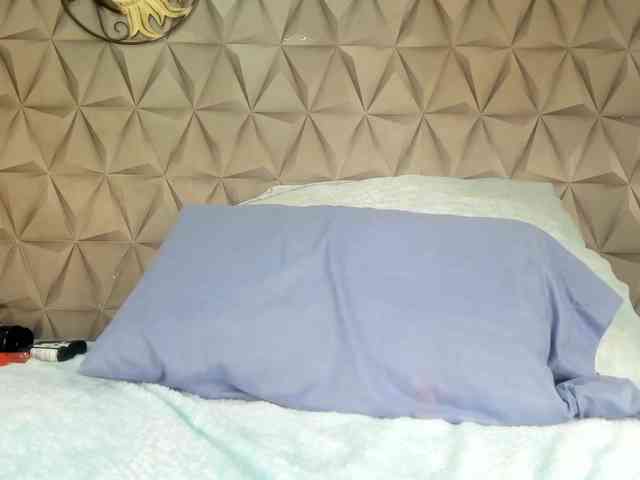 rouse-sexy-hotxx77 webcam