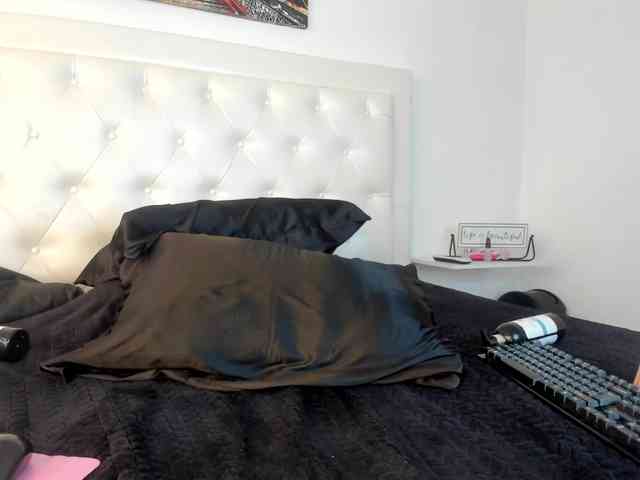 rouse-sexy-hotxx77 webcam