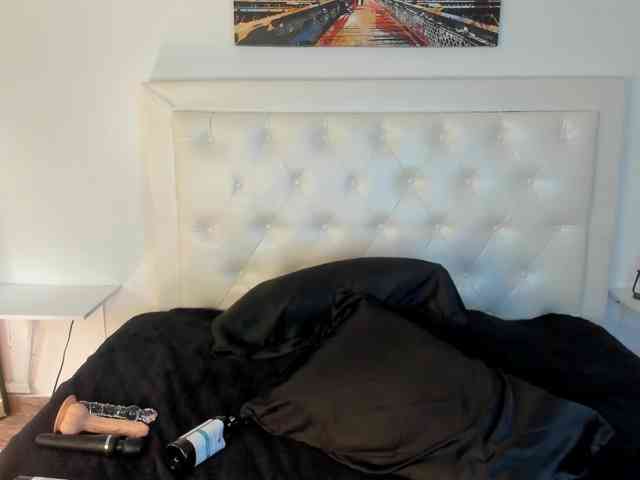 rouse-sexy-hotxx77 webcam