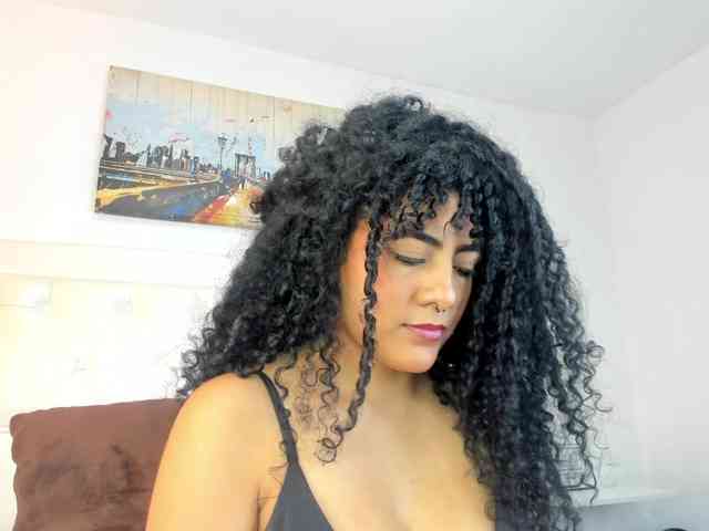 rouse-sexy-hotxx77 webcam