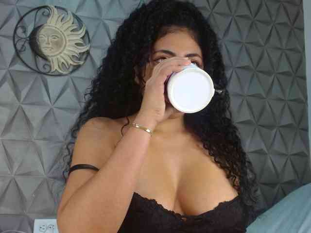 rouse-sexy-hotxx77 webcam
