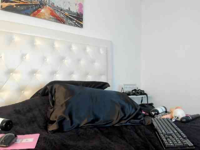 rouse-sexy-hotxx77 webcam