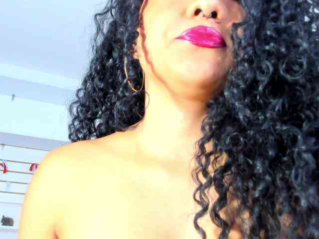 rouse-sexy-hotxx77 webcam