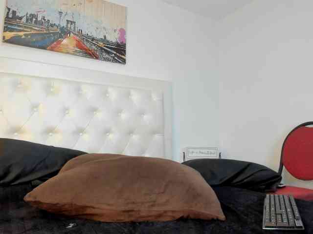 rouse-sexy-hotxx77 webcam