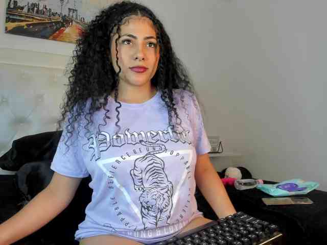 rouse-sexy-hotxx77 webcam