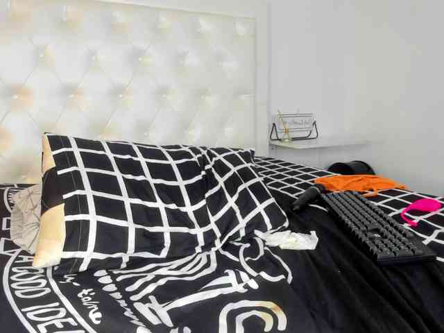 rouse-sexy-hotxx77 webcam