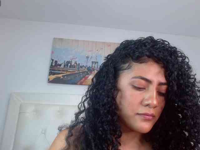 rouse-sexy-hotxx77 webcam
