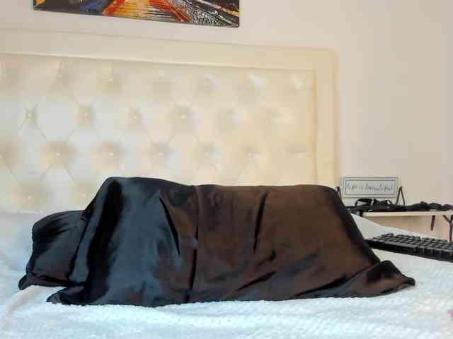 rouse-sexy-hotxx... Live Webcam on BongaCams