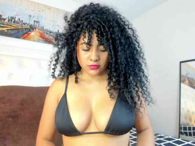 rouse-sexy-hotxx77 webcam