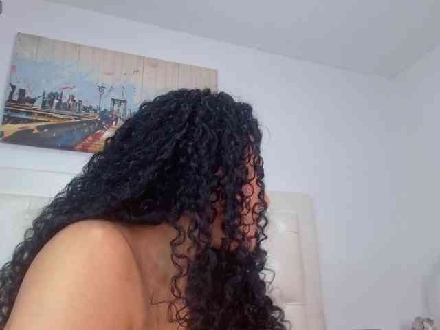 rouse-sexy-hotxx77 webcam
