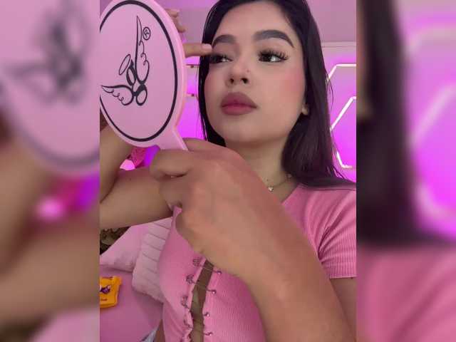 LauraSierra's BongaCams show and profile