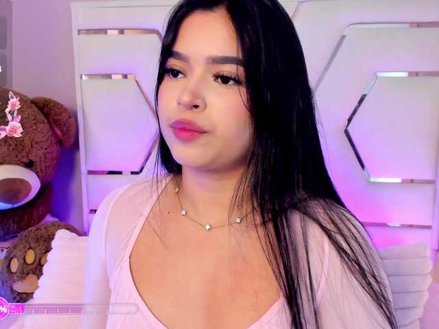 LauraSierra's BongaCams show and profile