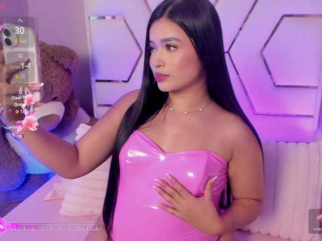 LauraSierra's BongaCams show and profile